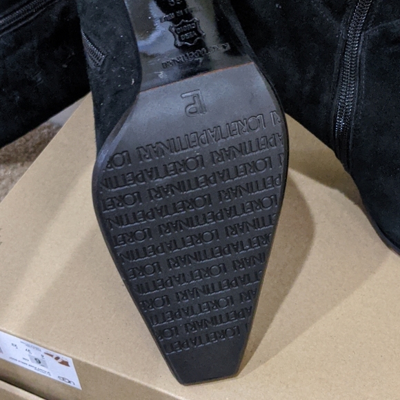 Loretta Pettinari - Picture 6 of 12